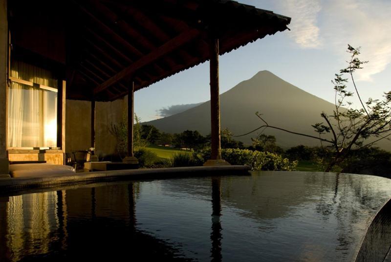 Hotel La Reunion Golf Resort And Residences Antigua Δωμάτιο φωτογραφία
