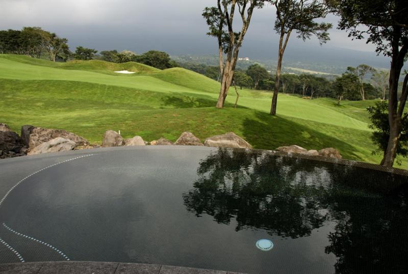 Hotel La Reunion Golf Resort And Residences Antigua Δωμάτιο φωτογραφία