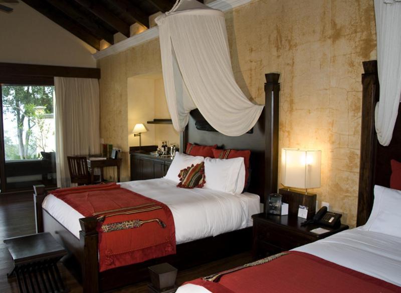 Hotel La Reunion Golf Resort And Residences Antigua Δωμάτιο φωτογραφία