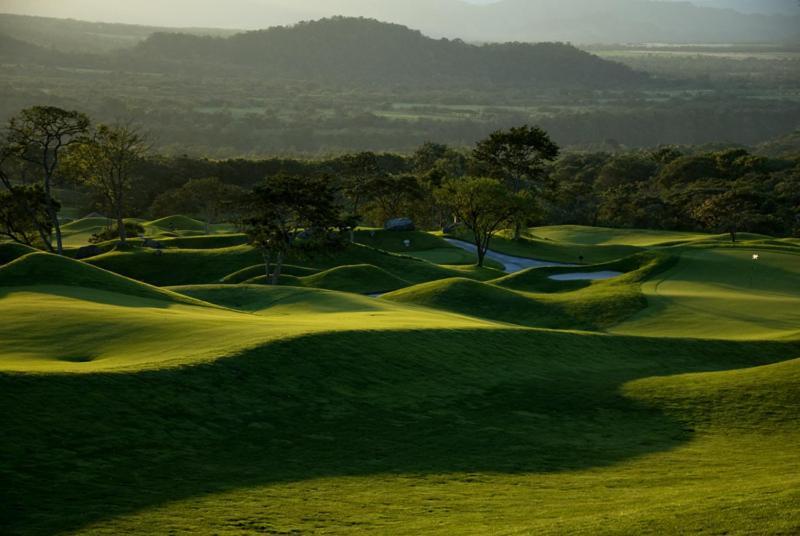 Hotel La Reunion Golf Resort And Residences Antigua Εξωτερικό φωτογραφία