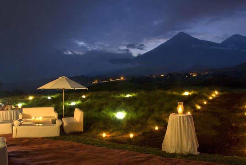 Hotel La Reunion Golf Resort And Residences Antigua Εξωτερικό φωτογραφία
