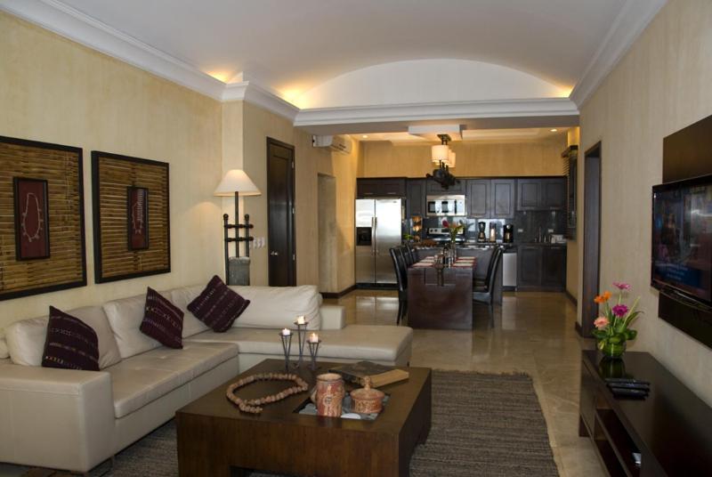 Hotel La Reunion Golf Resort And Residences Antigua Εξωτερικό φωτογραφία