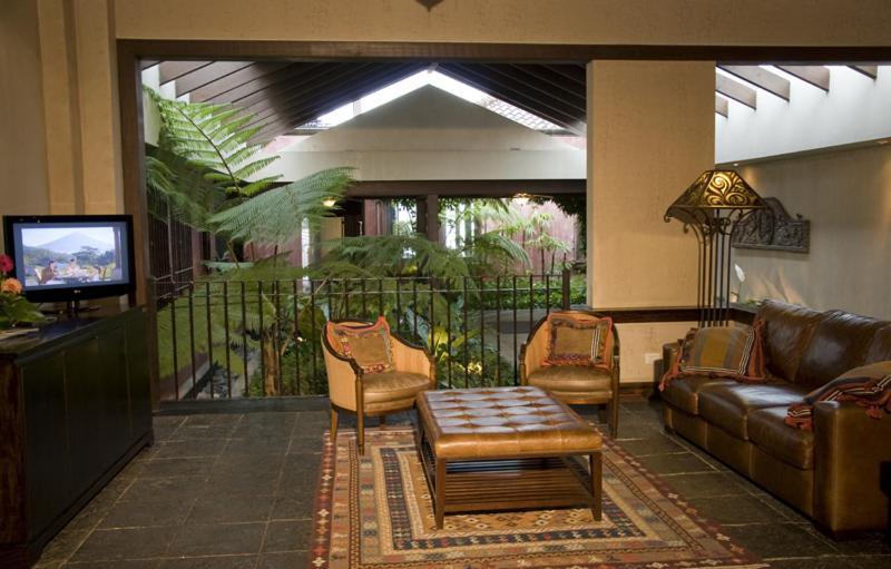 Hotel La Reunion Golf Resort And Residences Antigua Εξωτερικό φωτογραφία