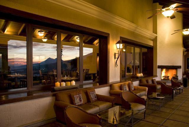 Hotel La Reunion Golf Resort And Residences Antigua Εξωτερικό φωτογραφία