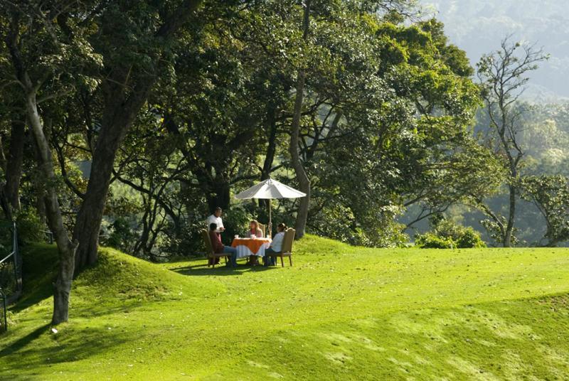 Hotel La Reunion Golf Resort And Residences Antigua Εξωτερικό φωτογραφία